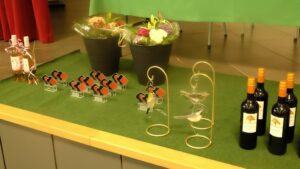 Foto’s van de AV en slotdrive staan in de fotogalerij